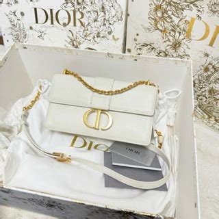 ช้อป Dior Dior Book Tote ง่าย ๆ บน Shopee 